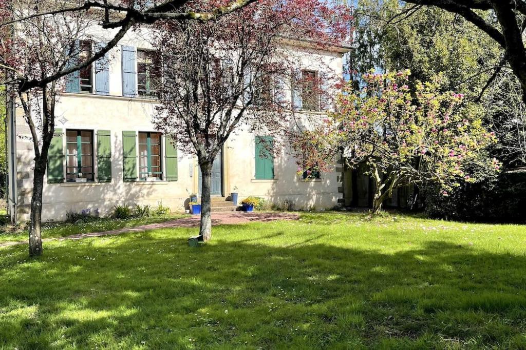 Le Manoir Mermoz : Appartement T2 Tout Equipe 雷恩 外观 照片